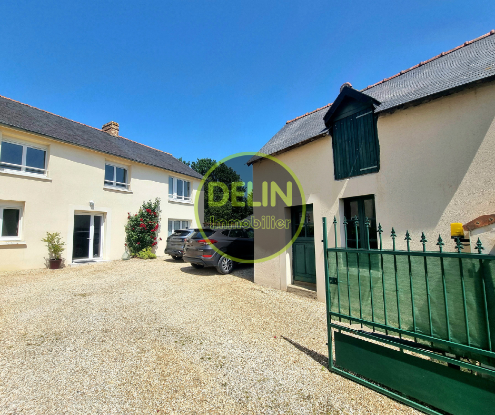 Maison 6 pièces 143 m² · à St Erblon · 143 m² · 383 500 €